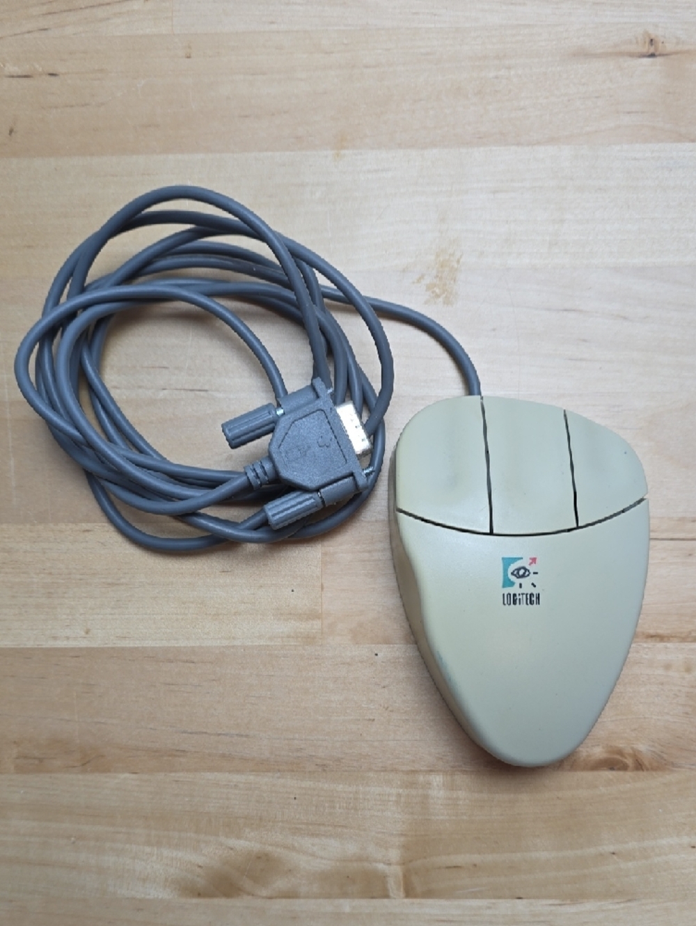 Vintage 90s Logitech Logitech MouseMan Three-Button Serial Mouse M-ML38 - Picture 4 of 5
